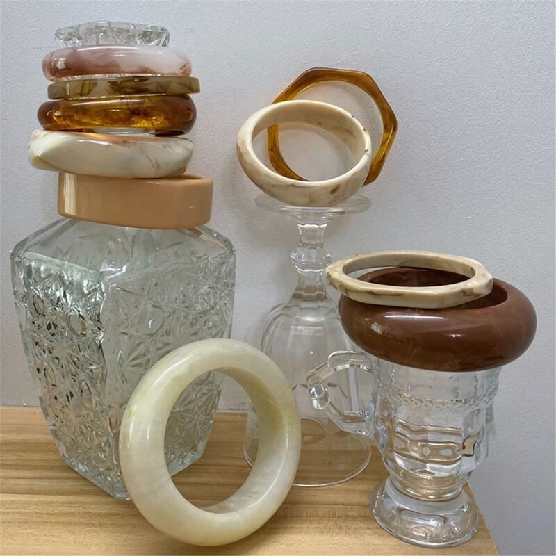 2022. Vintage punk šarena velika narukvica od debele smole, akrilna geometrijska kvadratna narukvica s nepravilnim trokutom za ženski nakit