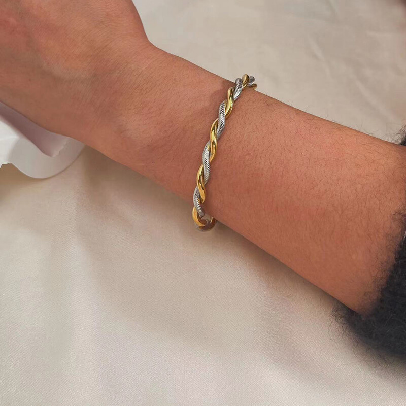 Elegantný náramok z nehrdzavejúcej ocele s 18K PVD pokovovaním, krútený v dvoch odtieňoch, manžetový náramok pre ženy, minimalistický kovový textúrovaný otvorený náramok