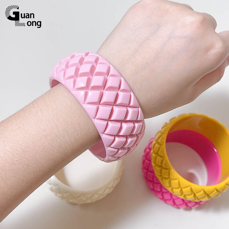 GongLong široke modne prilagođene narukvice za žene Nakit Geometrijski poklon Vintage narukvice za djevojčice s dizajnerskim šarmom