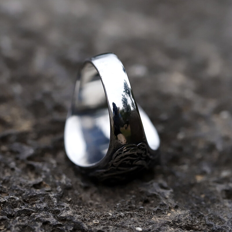 2023 ÚJ Férfi 316L-es rozsdamentes acél gyűrűk Vintage Nordic Ethnic Belief Odin Viking Rune Ring Amulett ékszerek ingyenes szállítás