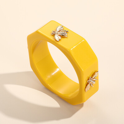 GuanLong többszínű Bee akril divatos karkötők nőknek geometrikus, luxus négyzet alakú indiai karkötők tervezői bájjal