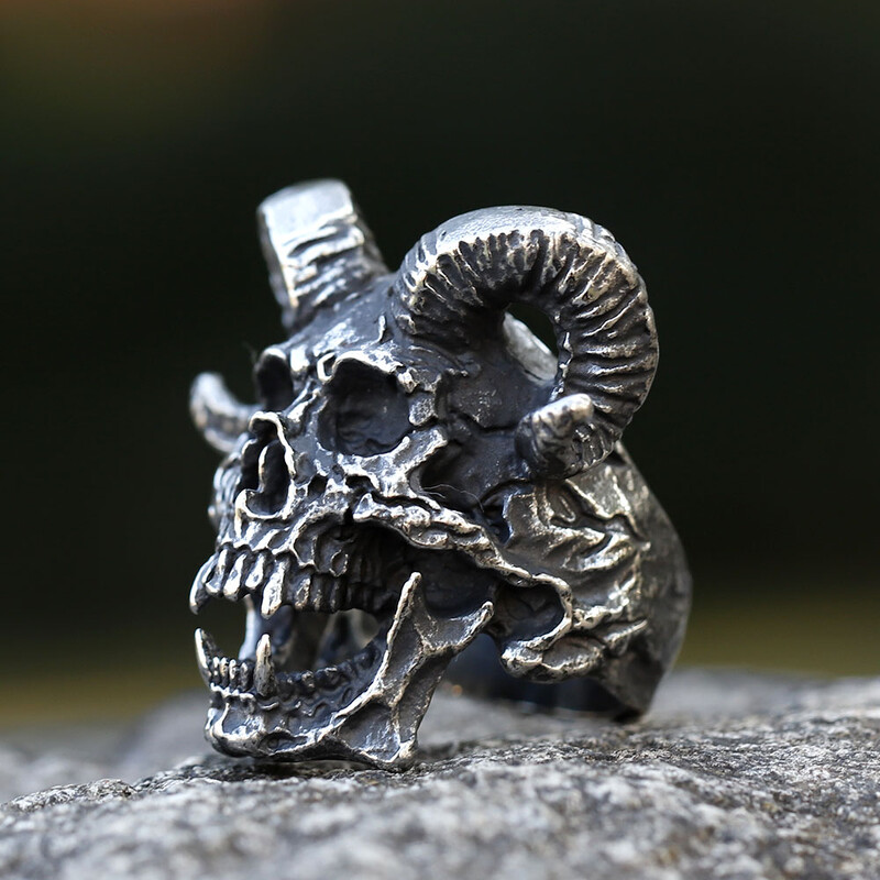 2023 ÚJ Férfi 316 literes rozsdamentes acél gyűrűk Gothic Punk Satanic Devil Skull Ring Vintage Steam punk ékszerek Ajándékok ingyenes szállítás
