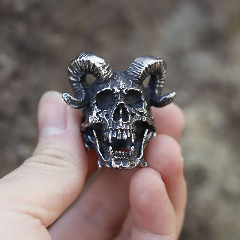 2023 ÚJ Férfi 316 literes rozsdamentes acél gyűrűk Gothic Punk Satanic Devil Skull Ring Vintage Steam punk ékszerek Ajándékok ingyenes szállítás