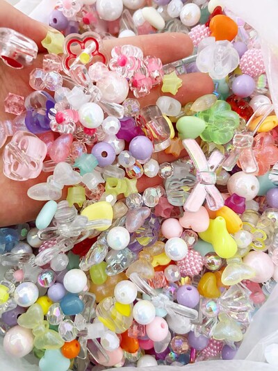 50G/100G Radomly Mixing Style Jarná farba Akrylové korálky na výrobu náramkov, šperkov, DIY doplnkov, roztomilé barokové puzzle z plastu