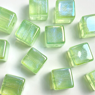 14 mm-es napfény, színes galvanizált UV-Scallion rózsaszín sellő négyzet gyöngy Barkácsolás mobiltelefon lánc gyöngy anyag tartozékok