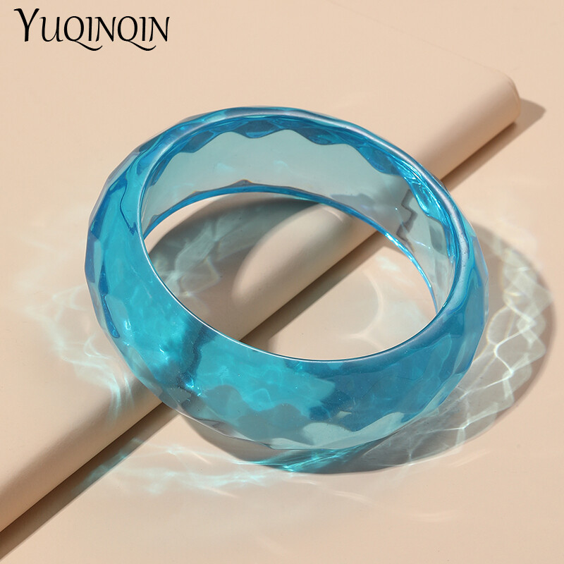 Brățări late colorate cu manșetă pentru femei Trending din rășină acrilică Punk Fete Brățară Brelocuri gotice Bijuterii de modă Cadouri