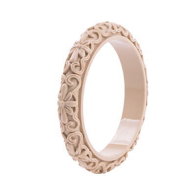 Klasszikus műgyanta mandzsetta gravírozott virág karkötők karkötők női új divat akril karkötő női egyszerű varázslat esküvői ékszerek