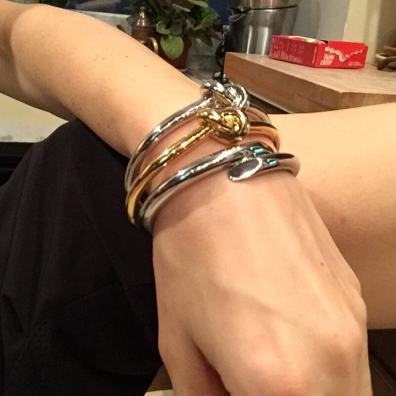 VAROLE Elegantne bakrene narukvice i narukvice s čvorovima Poklon otvorene narukvice zlatne boje Pulseiras Feminina narukvice s manžetama za žene