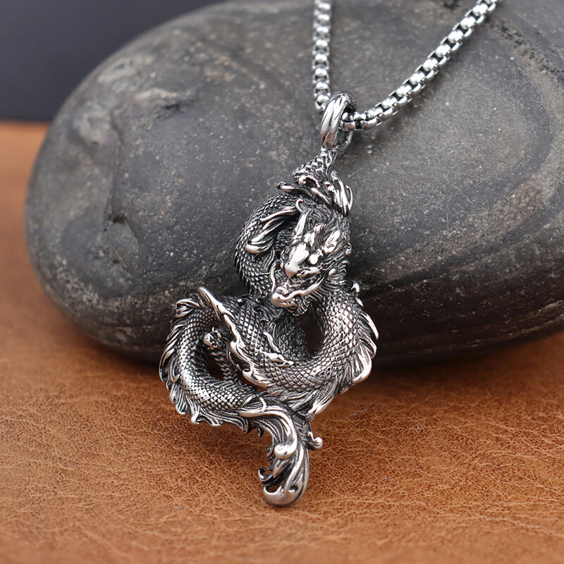 Nerūsējošā tērauda dominējošā ķīniešu pūķa kulonu ķēde vīriešiem Modes panku pūķu kaklarotas, populāras ballīšu rotaslietu vairumtirdzniecība