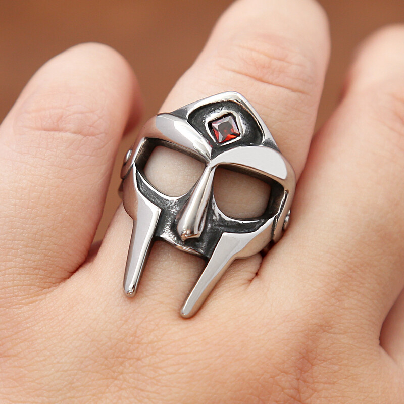 Moda Vintage MF DOOM Inele cu masca cu piatra rosie Punk Hip Hop Inel cu craniu din oțel inoxidabil pentru bărbați, femei, bijuterii, cadou cu ridicata