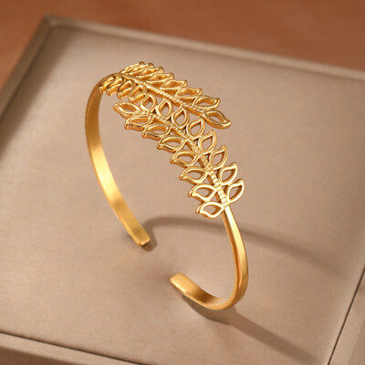 Rozsdamentes acél karkötők Aszimmetrikus szívfüggő pulóver lánc karkötők női ékszerek nem fakulnak kiváló minőségű finom ajándékok