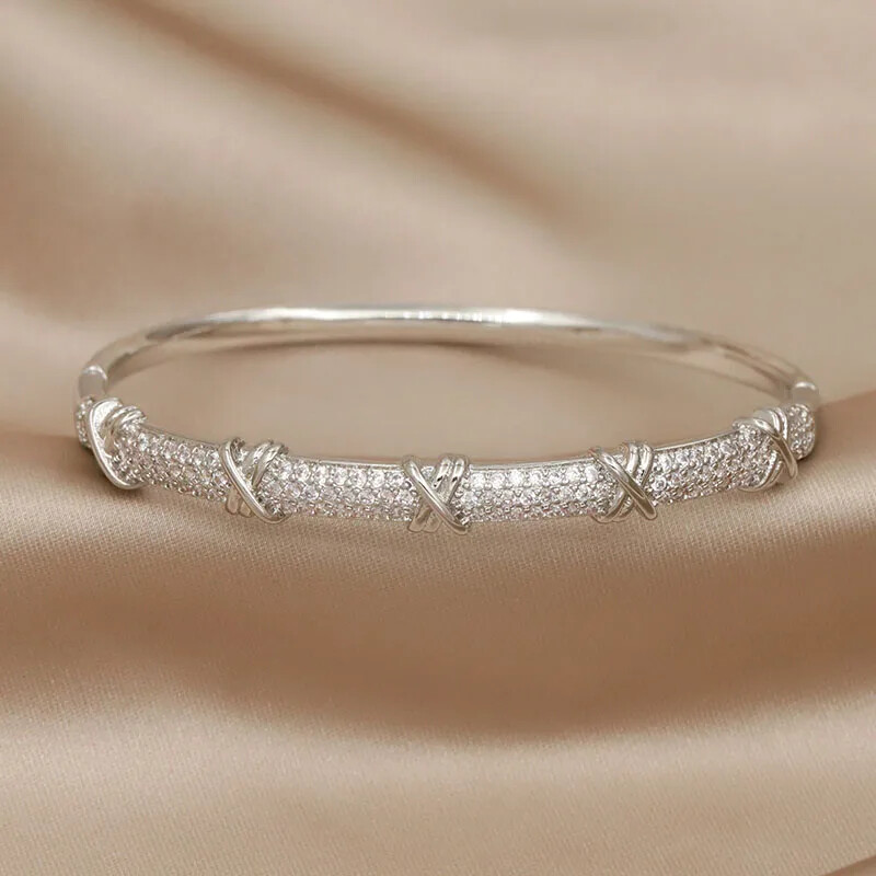 Új Sight Full Crystal Cross karkötők női divatmárkák ékszerek Elegáns klasszikus cirkónia karkötők Kiegészítők