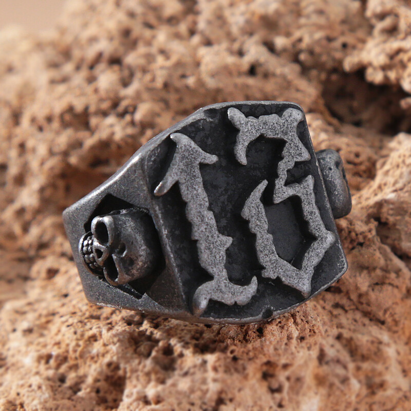 Gotický čierny prsteň s lebkou 13 pre mužov, punk, hip hop, pouličný, nerezový, motorkársky, mužský, číslo 13, prsteň, amulet, módne šperky, darček