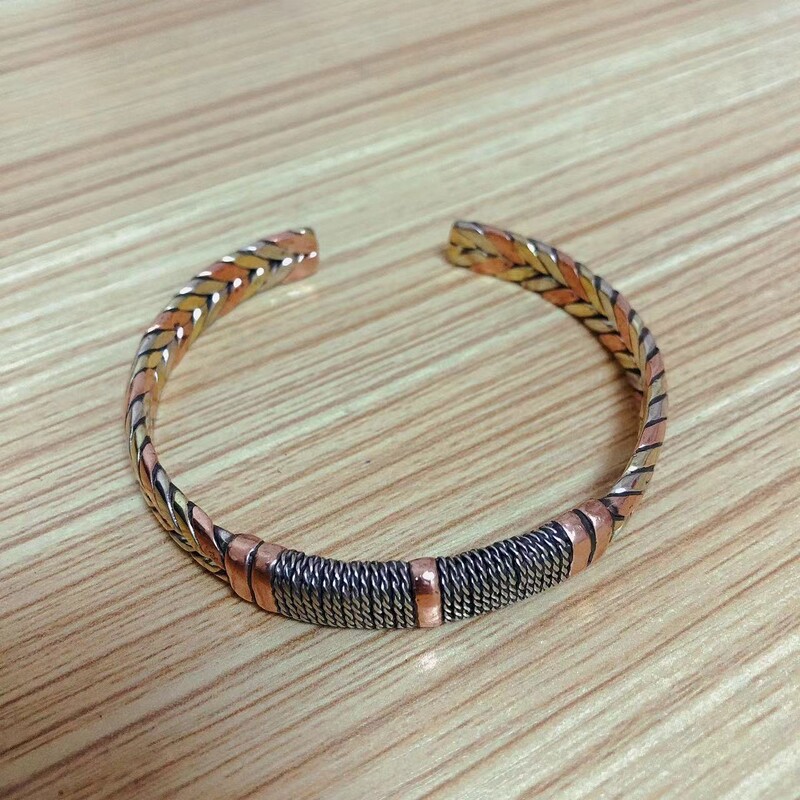 BR499 Vintage tibeti 3 színű réz fém kézzel fonott nyitott hátú állítható mandzsetta karkötő