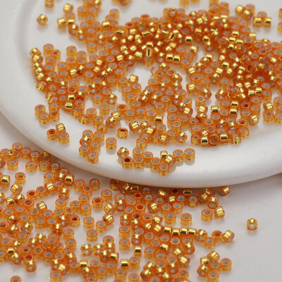 960 kusov 2,5 mm strieborných sklenených korálok so skleneným jadrom, voľné korálky, jednotná veľkosť, francúzske vyšívacie strapcové doplnky, 15 g/balenie