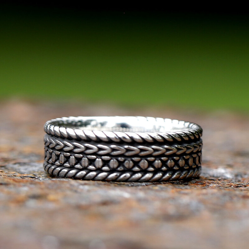 2023 ÚJ Férfi 316 literes rozsdamentes acél Viking kelta csomós gyűrű Kiváló minőségű ékszer amulett gyűrű ajándék ingyenes szállításhoz