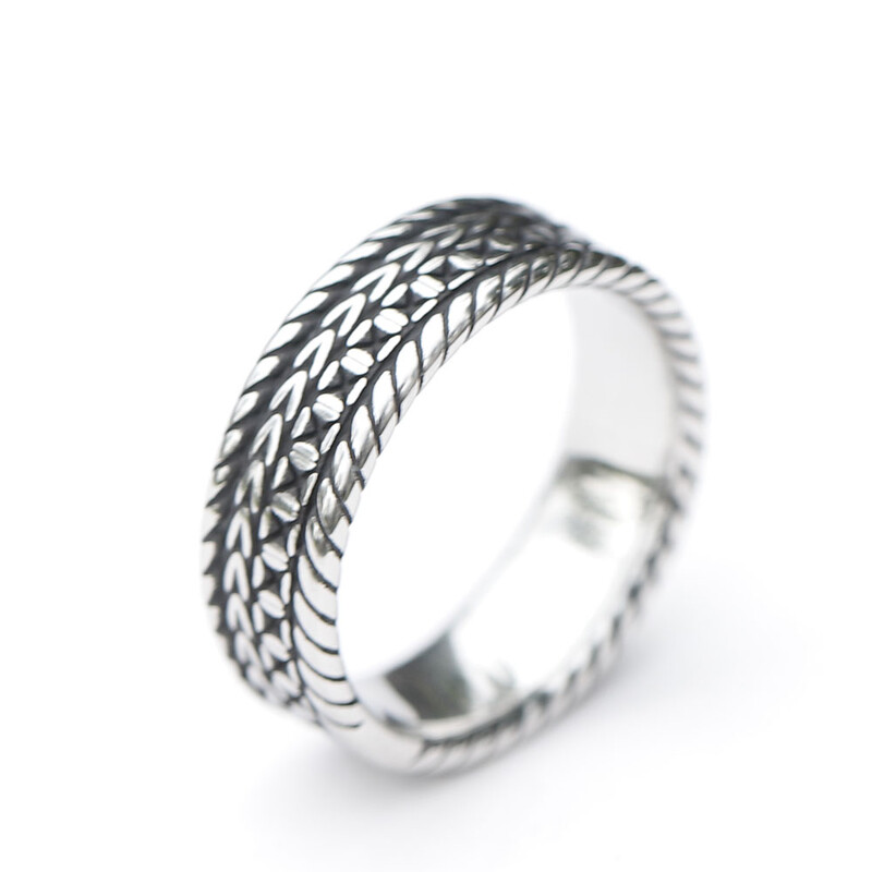 2023 ÚJ Férfi 316 literes rozsdamentes acél Viking kelta csomós gyűrű Kiváló minőségű ékszer amulett gyűrű ajándék ingyenes szállításhoz