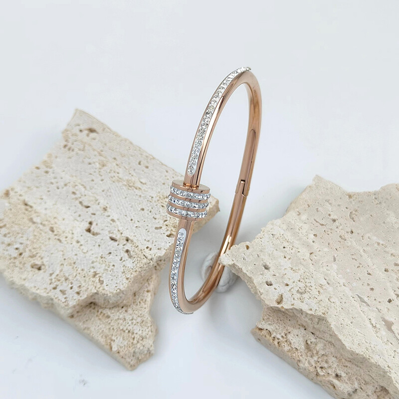 Divatos köröm aranyozott rozsdamentes acél karkötő, igazi szerelem zár víztégla ékszerek, ajándékok nőknek