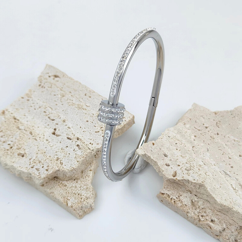 Divatos köröm aranyozott rozsdamentes acél karkötő, igazi szerelem zár víztégla ékszerek, ajándékok nőknek