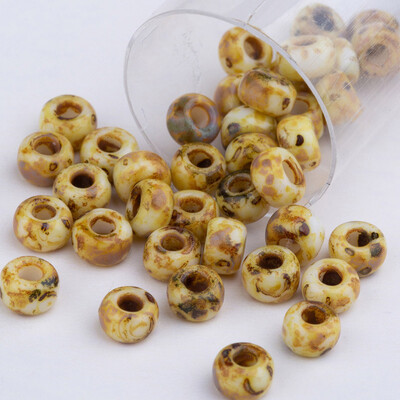 Miyuki stiklo karoliukai 10 gramų / maišelis 2 mm 3 mm 4 mm originalūs japoniški apvalūs Picasso stiklo karoliukai, skirti moderniam siuvinėjimo karoliui