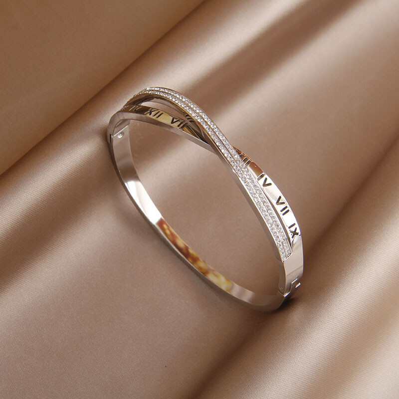 Klasikinė nerūdijančio plieno romėniško numerio žavinga apyrankė moterims romėniško kristalo susuktos apyrankės nuo rūdžių riešo papuošalų dovanų vakarėliui