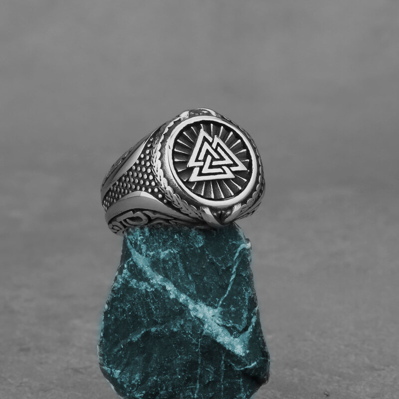 Nerezový oceľový vintage vikingský runový prsteň pánsky keltský amulet Valknut hip hop motorkársky prsteň jednoduchý šperky darček pre priateľa