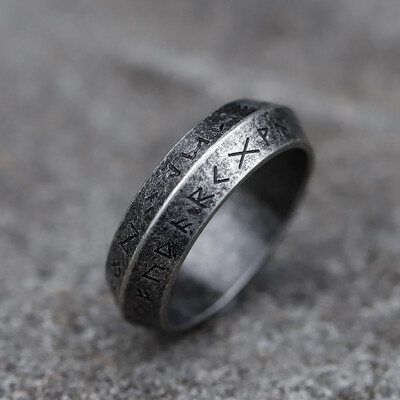2024 NOVÉ pánske prstene z nehrdzavejúcej ocele 316L, retro Odinova vikingská runa pre tínedžerov, amulet, módny darček, šperky, doprava zdarma
