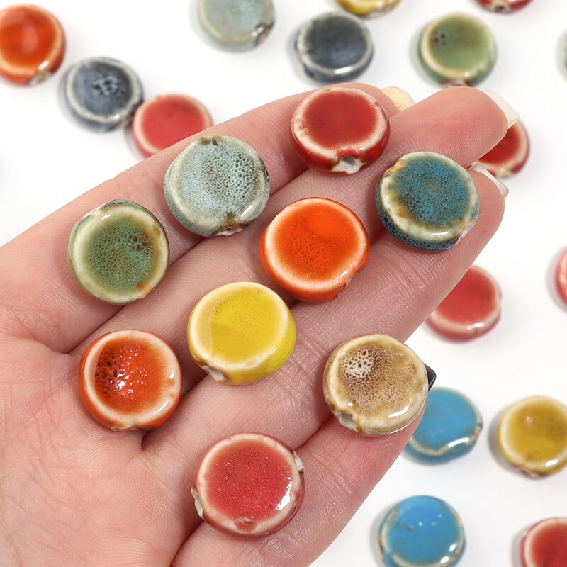 10 ks/sada 15 mm kvetinové glazúrované keramické korálky ploché okrúhle dištančné voľné korálky s príveskom pre DIY remeselné ozdoby na výrobu odevných doplnkov