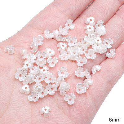 Körülbelül 20-50 dbABS Alien Pearl Daisy Három szirom virággyöngyök egyedi laza gyöngyök kézzel készített barkács készítés ékszer készítés nyaklánc fülbevaló zsidó