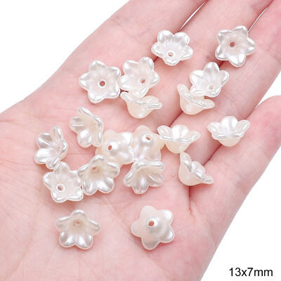 Körülbelül 20-50 dbABS Alien Pearl Daisy Három szirom virággyöngyök egyedi laza gyöngyök kézzel készített barkács készítés ékszer készítés nyaklánc fülbevaló zsidó