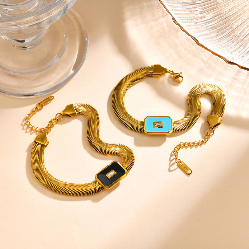 Brățări din oțel inoxidabil Lanț plat de șarpe Zircon Negru Brățară marca Beifang pentru femei Bijuterii de modă de culoare aurie Cadouri zilnice