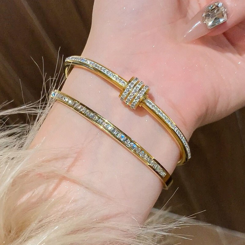 Titán acél karkötő fehér fritillary shell karkötő luxus design rozsdamentes acél karkötők női ékszerek női