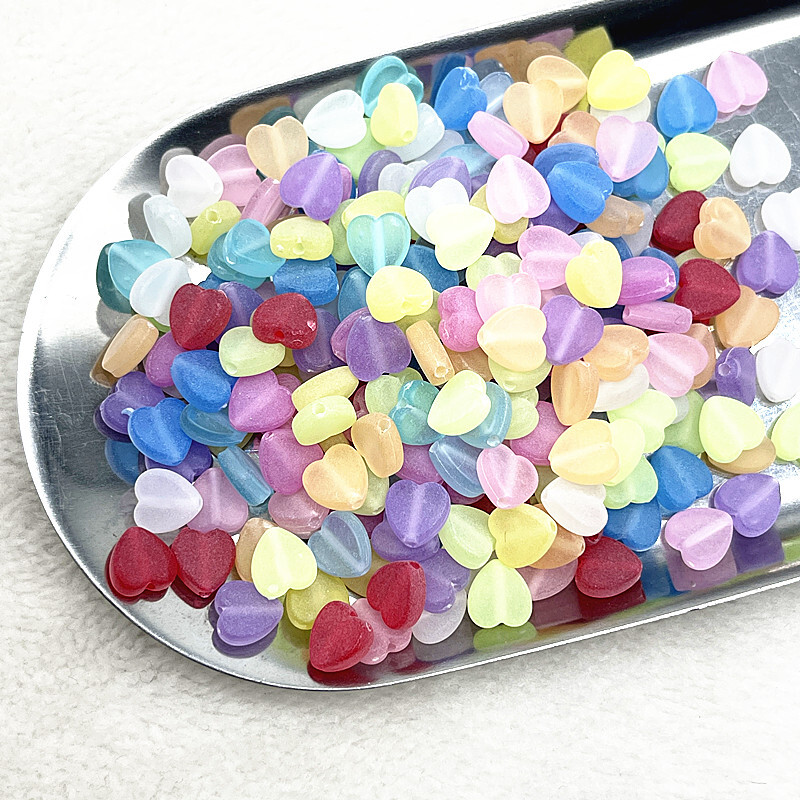 100 bucăți 8 mm transparente AB Charms în formă de inimă margele acrilice margele distanțare libere pentru realizarea de bijuterii brățară manuală