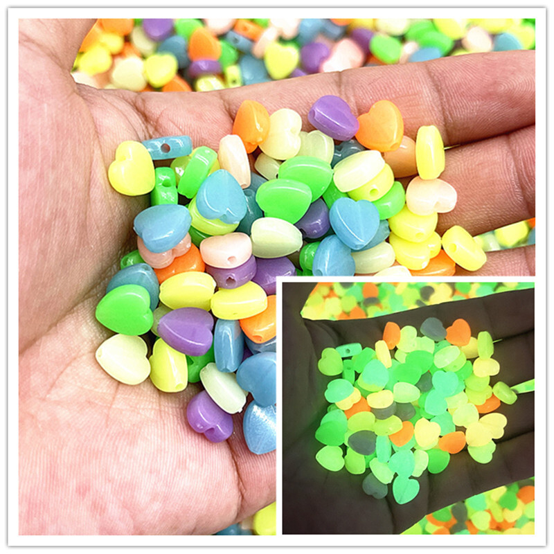 100 bucăți 8 mm transparente AB Charms în formă de inimă margele acrilice margele distanțare libere pentru realizarea de bijuterii brățară manuală