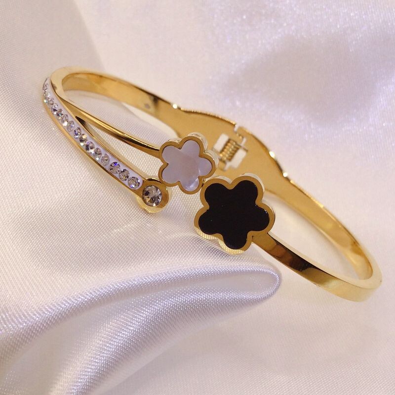 New Fashion titán acél Pentagram karkötő, női személyre szabott egyszerű rozsdamentes acél karkötő