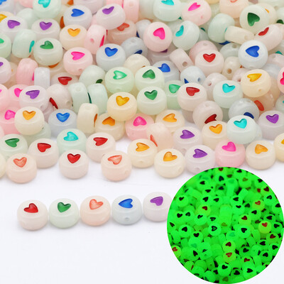 Arany színű szív akril kerek gyöngyök 4x7mm fehér betűs távtartó gyöngyök ékszerkészítéshez barkácsolás nyaklánc karkötő kiegészítők