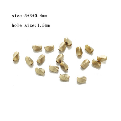 50 vnt žaliavinio žalvario netaisyklingi palaidi karoliukai, susukti stumdomi tarpiklio karoliukai, skirti pasidaryk pats karoliai Apyrankės rankų darbo papuošalų kūrimo priedai