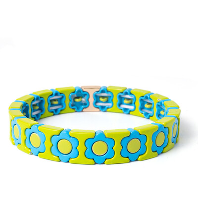 Új dizájn színes virágos varázslatok karperec nőknek kézzel készített bohém elasztikus virág karkötők fém gyöngyök ékszerek