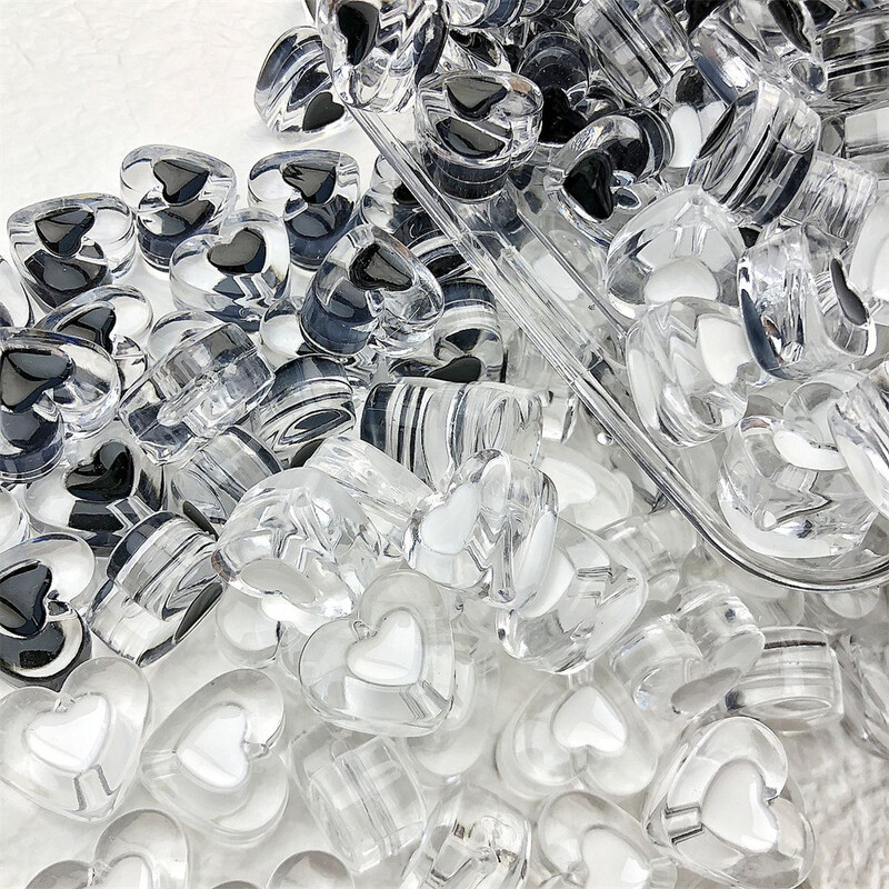 Átlátszó fekete-fehér szív hideg akril háromdimenziós gyöngyös karkötő mobiltelefon lánc barkács anyagú kiegészítők