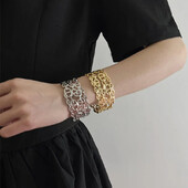 NISHIZAWA üreges betűs nyitott karkötő egyszerű divat temperamentumos karkötő európai ékszerek