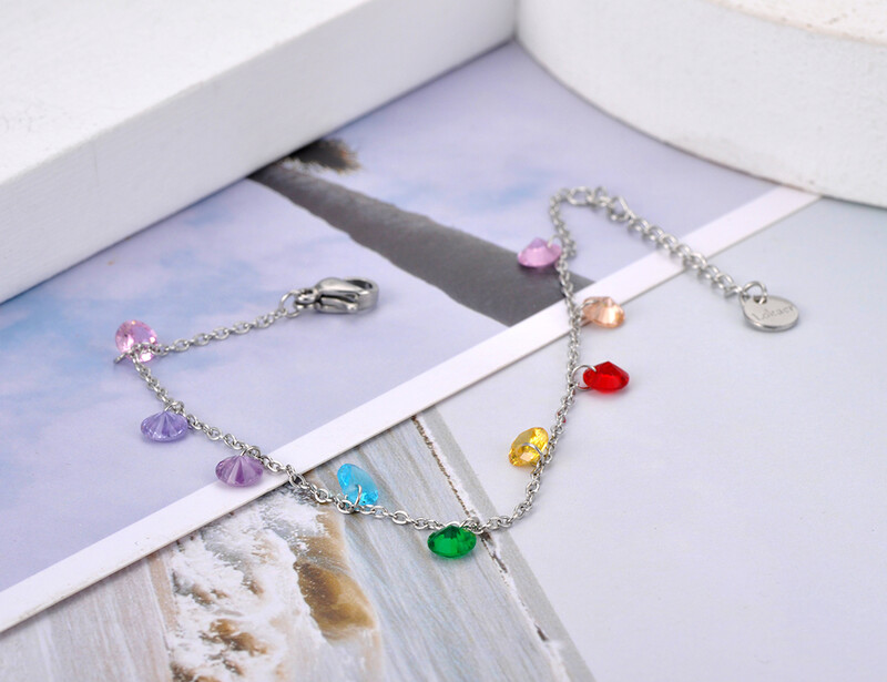 Lokaer titánové nehrdzavejúce oceľové náramky Bohemia Beach Chain & Link pre ženy, trendy farebný náramok s kryštálmi CZ B20114