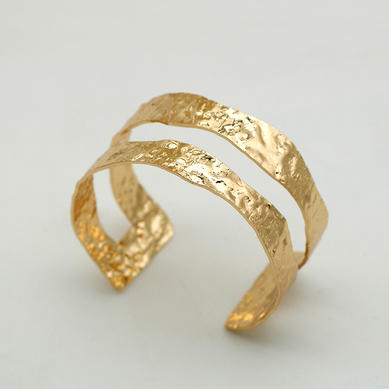 Neregulāra metāliska rokassprādze sievietēm Modes rotaslietas panku aproču rokassprādzes vairumtirdzniecība aksesuāri mūžīgi jauni stili 2023443