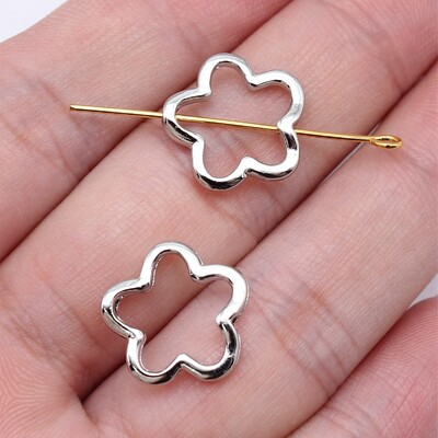 WYSIWYG 20 ks 16x16 mm kvetinové prívesky s malými dierkami, kvetinové prívesky, korálky s dutými kvetinovými príveskami na výrobu šperkov