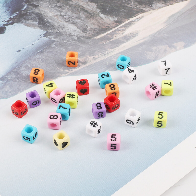 100 vnt akrilo angliškų raidžių karoliukai išmėtyti karoliukai „pasidaryk pats“ rankų darbo papuošalai apyrankės karolių priedai medžiagos