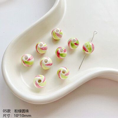 Šviežios žalios serijos keraminės mielos gėlės grybų meilės širdelės palaidi karoliukai „pasidaryk pats“ rankomis papuošti karoliukais apyrankės medžiaga