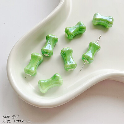 Šviežios žalios serijos keraminės mielos gėlės grybų meilės širdelės palaidi karoliukai „pasidaryk pats“ rankomis papuošti karoliukais apyrankės medžiaga