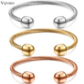 VQYSKO nyitott mandzsetta csavart kábel karkötő, egymásra rakott hip-hop egyszínű spirálcsíkos titán acél karkötő