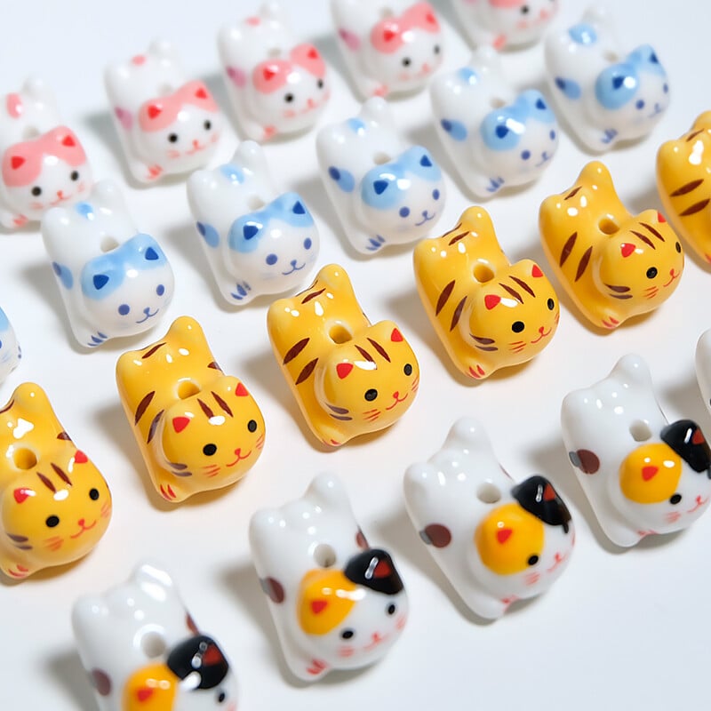 15x21mm vertikálny otvor Lucky Cat Anime Anime keramické korálky na výrobu šperkov DIY náramky náušnice náhrdelník porcelánové korálky