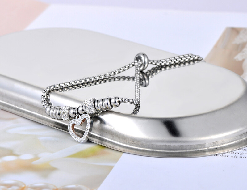 Lokaer új titán rozsdamentes acél fehér strassz lánc és lánc karkötők nőknek szerelmes szívvel állítható méretű karkötő B20053