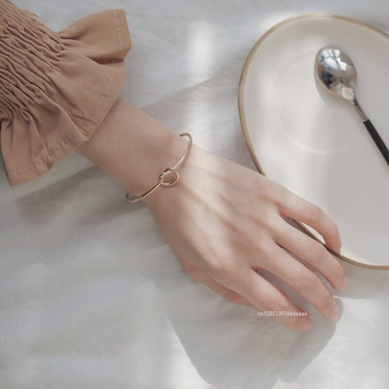 4db/készlet Rozsdamentes acél karkötők Vintage Férfi Divatos Fém Szőtt Twist Textúra Karperecek Női Ékszerek Utcai ruházat Goth